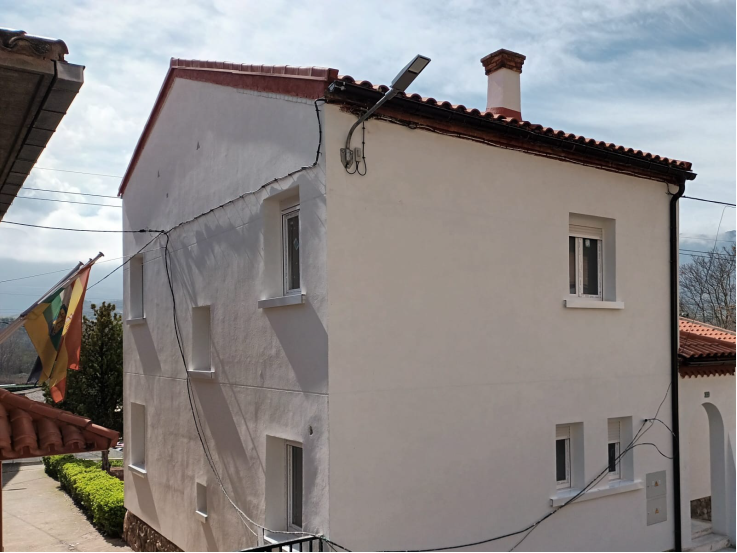 Edificio reformado en Herce dentro del programa PREE 5000